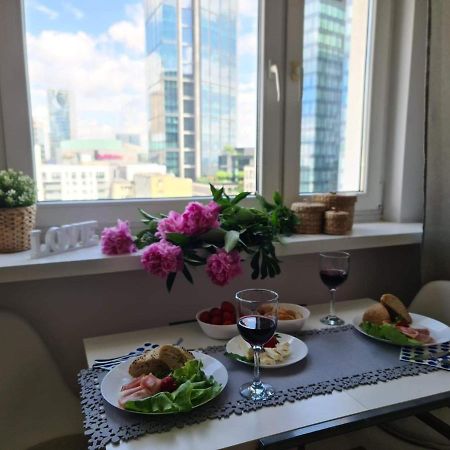 Apartament Chmielna Varsóvia Exterior foto