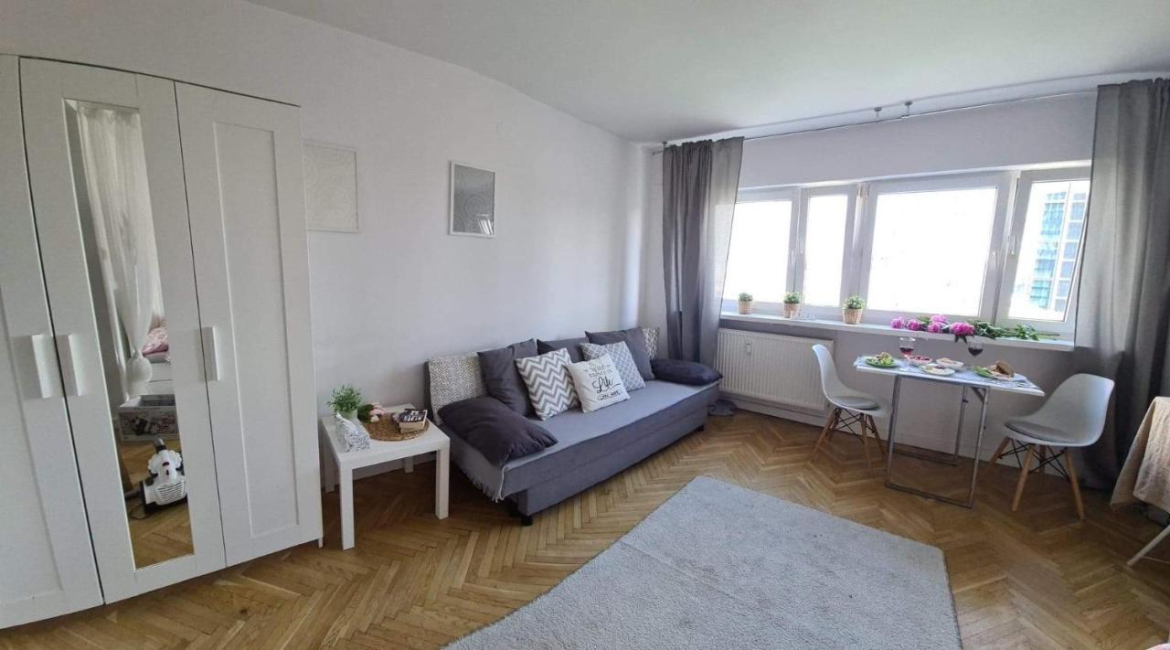 Apartament Chmielna Varsóvia Exterior foto