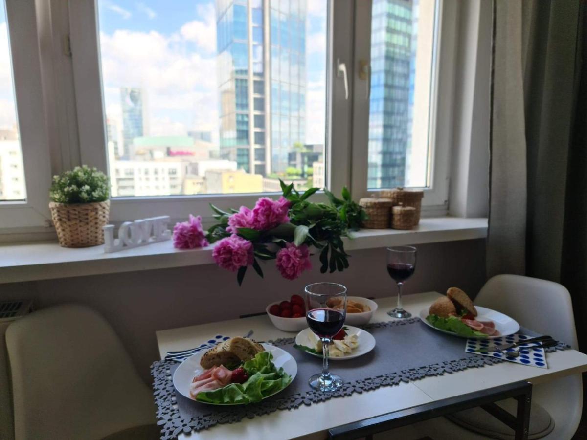 Apartament Chmielna Varsóvia Exterior foto